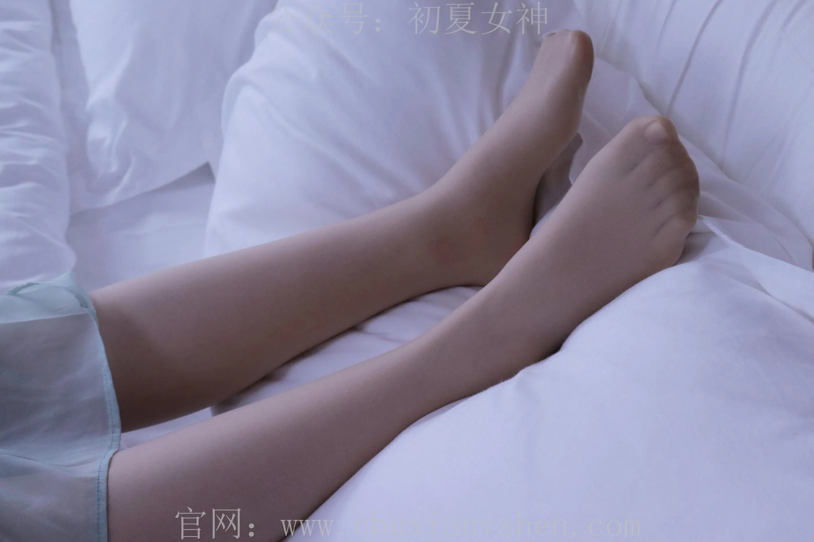 初夏女神 NO.009 念念 绿野仙踪M码连衣裙搭回力球鞋 [120P]插图9